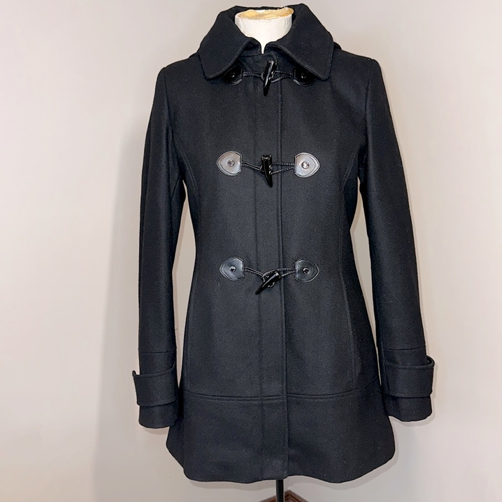 Calvin Klein black duffle coat with toggle closure and removable hood Size Small